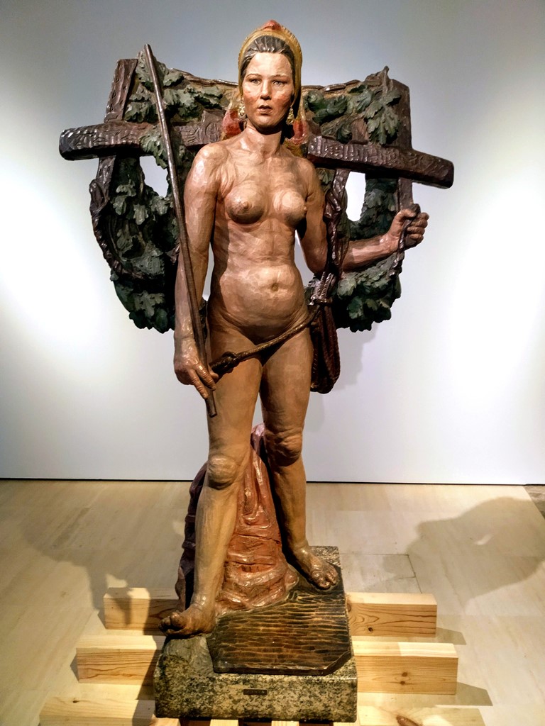 Ampliar: Escultura de ´Santa´ de Asorey